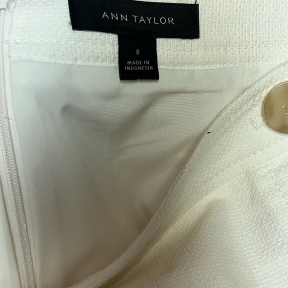 Gorgeous Cream Off White Ann Taylor Buttoned A-Line Weave Zip Back Skirt Size 8 - Picture 8 of 9